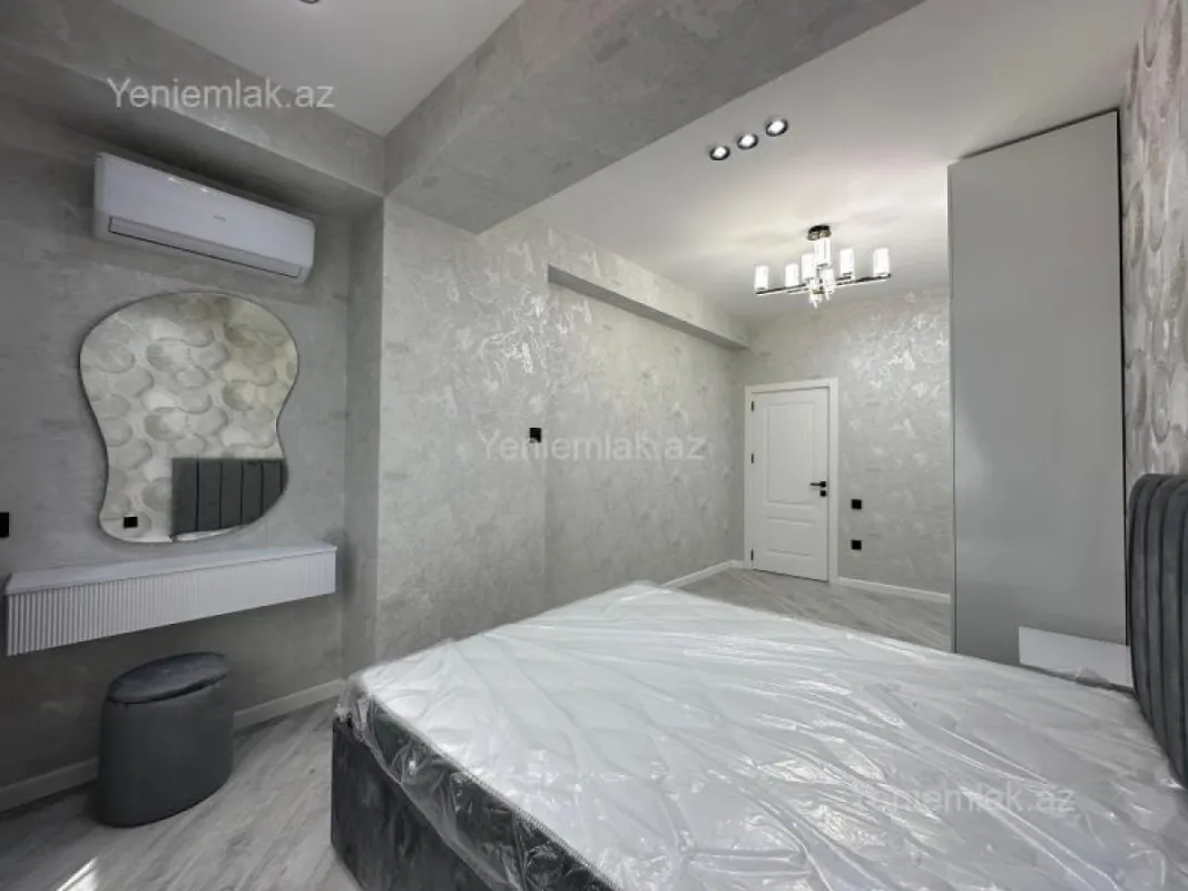 Satılır 3 otaqlı yeni tikili 107 m²