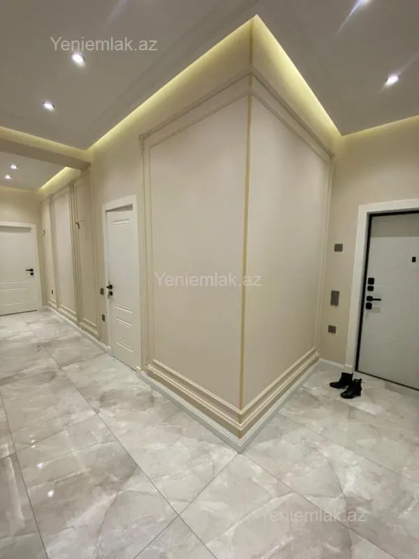 Satılır 4 otaqlı yeni tikili 131 m²