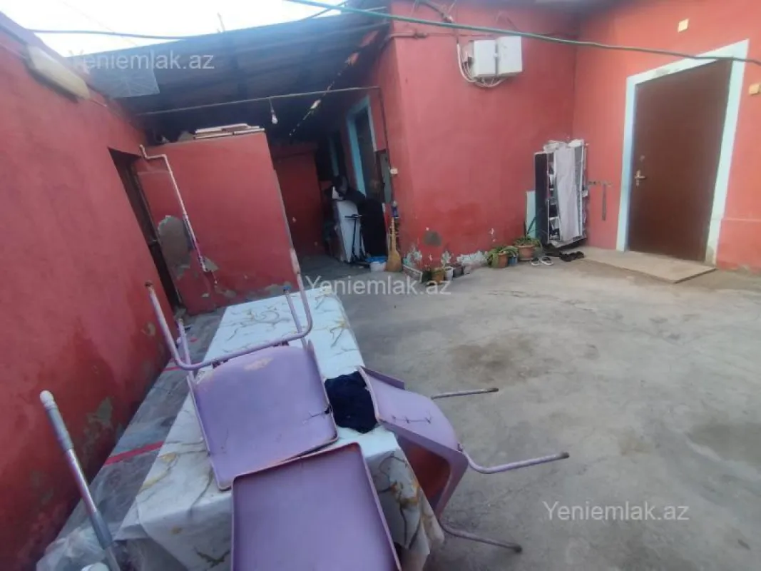 Satılır 6 otaqlı həyət evi 200 m²