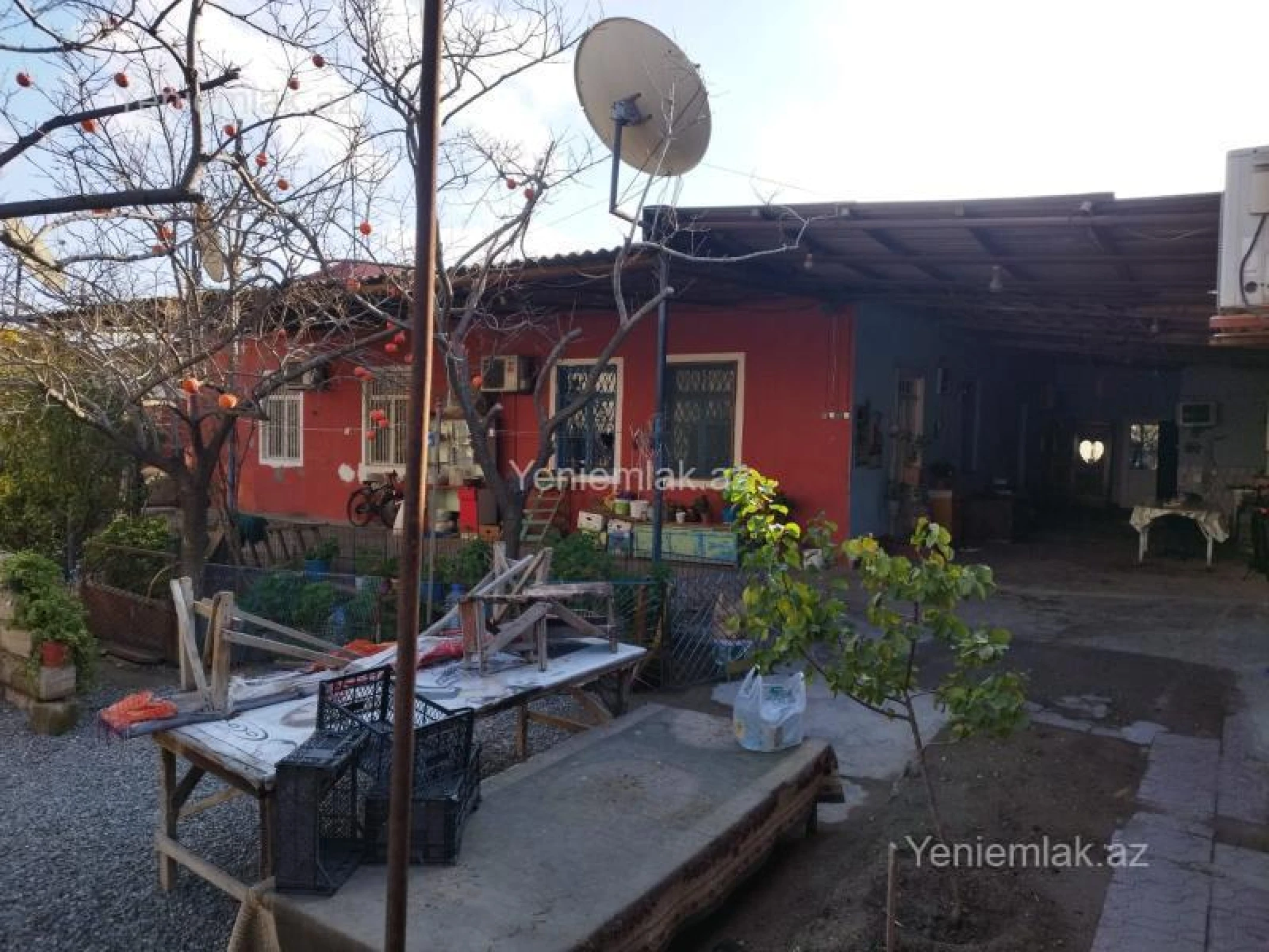 Satılır 6 otaqlı həyət evi 200 m²