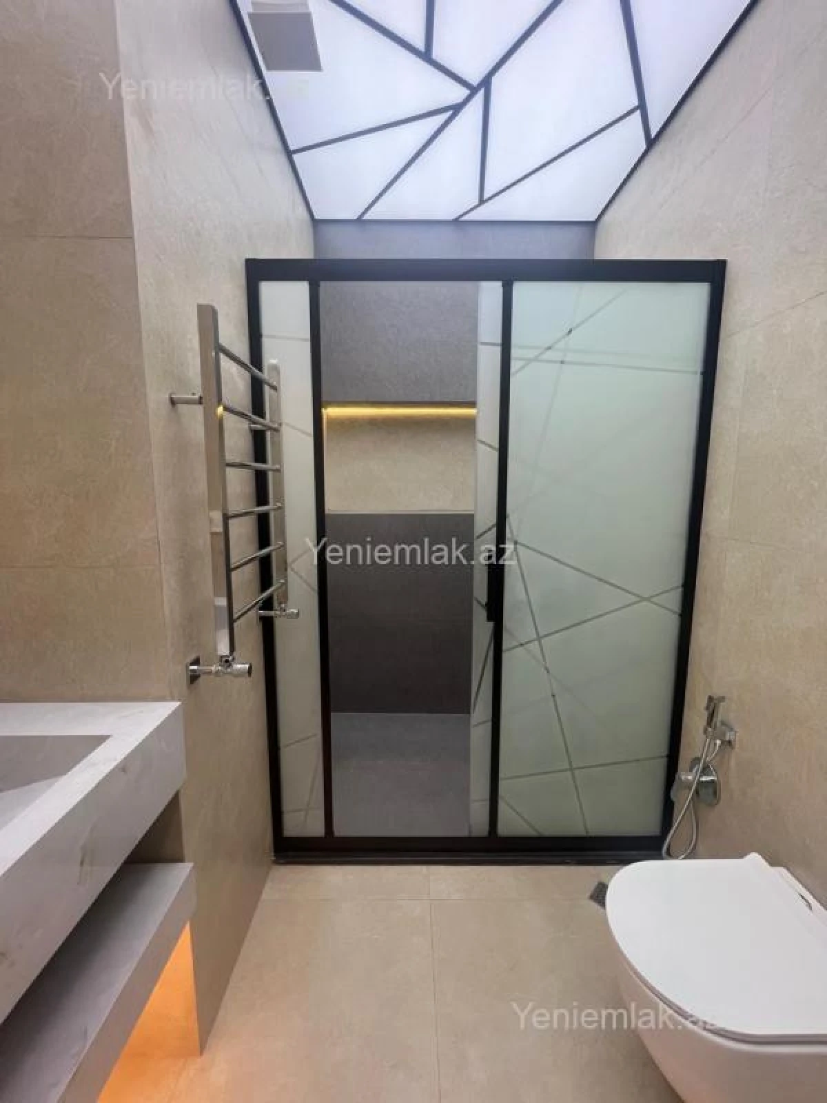 Satılır 3 otaqlı yeni tikili 108 m²