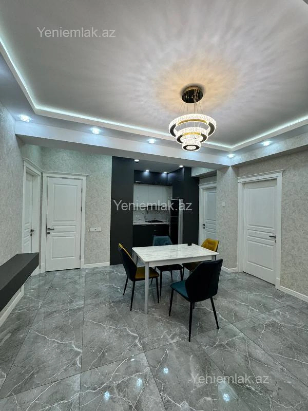 Satılır 3 otaqlı yeni tikili 100 m²