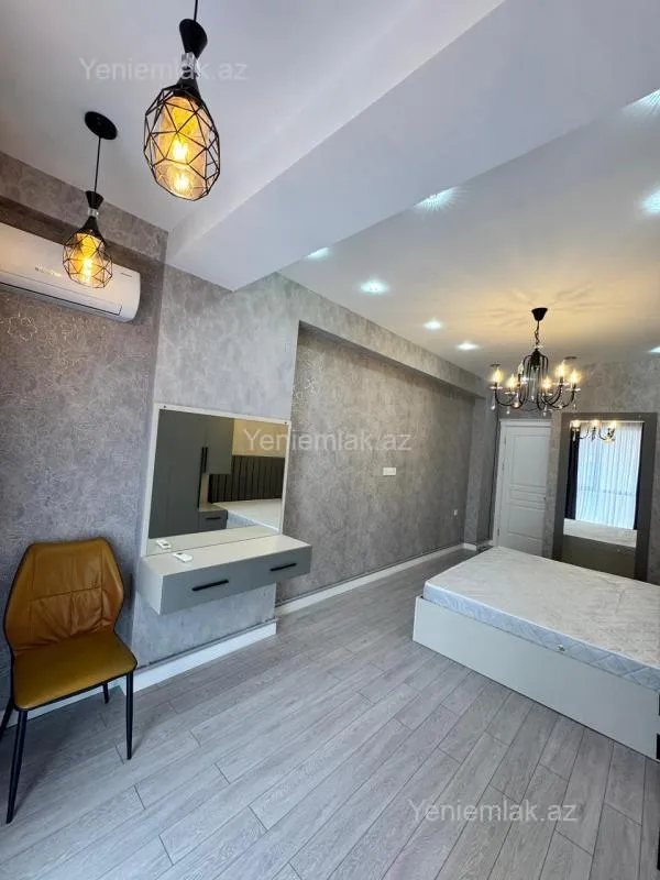 Satılır 3 otaqlı yeni tikili 100 m²