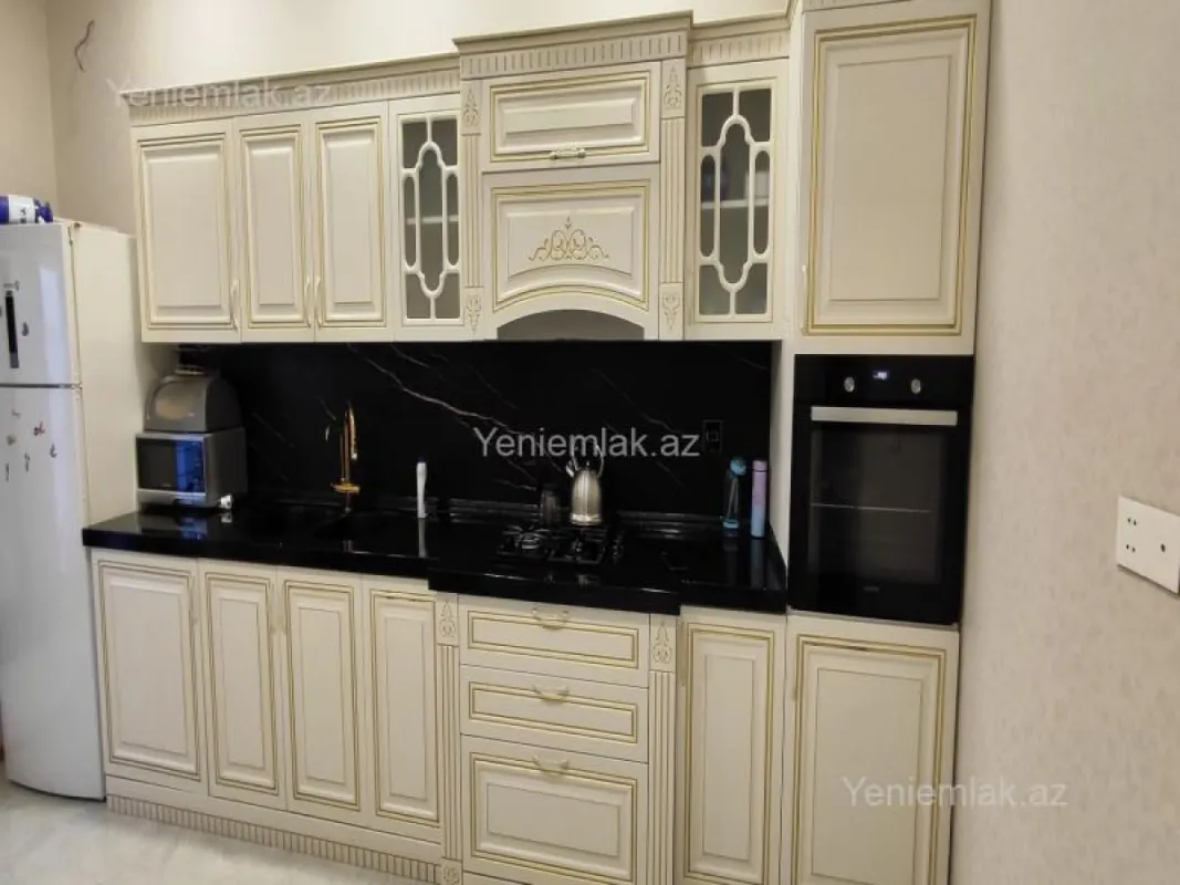 Satılır 3 otaqlı həyət evi 136 m²