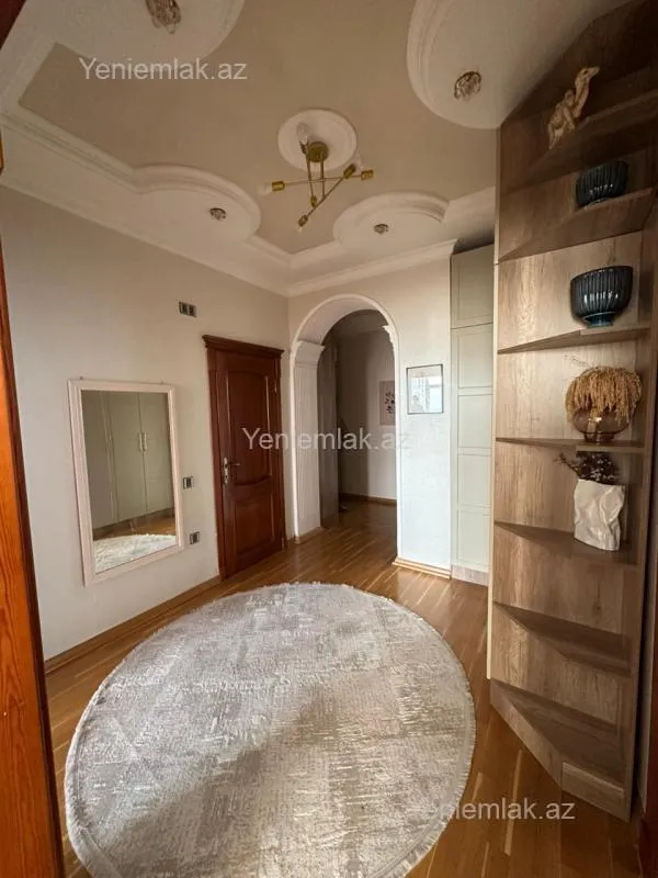 Satılır 2 otaqlı yeni tikili 88 m²