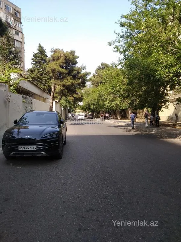 Satılır 3 otaqlı obyekt 200 m²