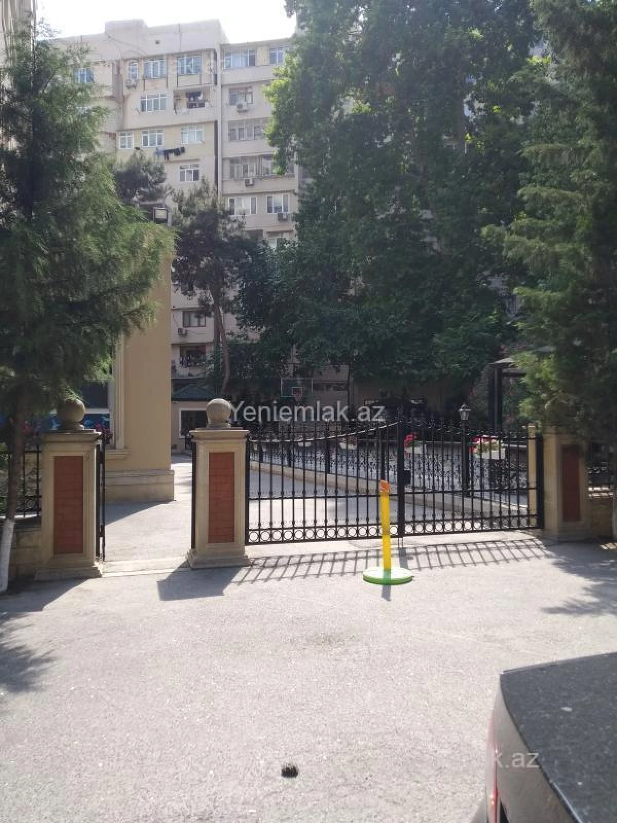 Satılır 3 otaqlı obyekt 200 m²