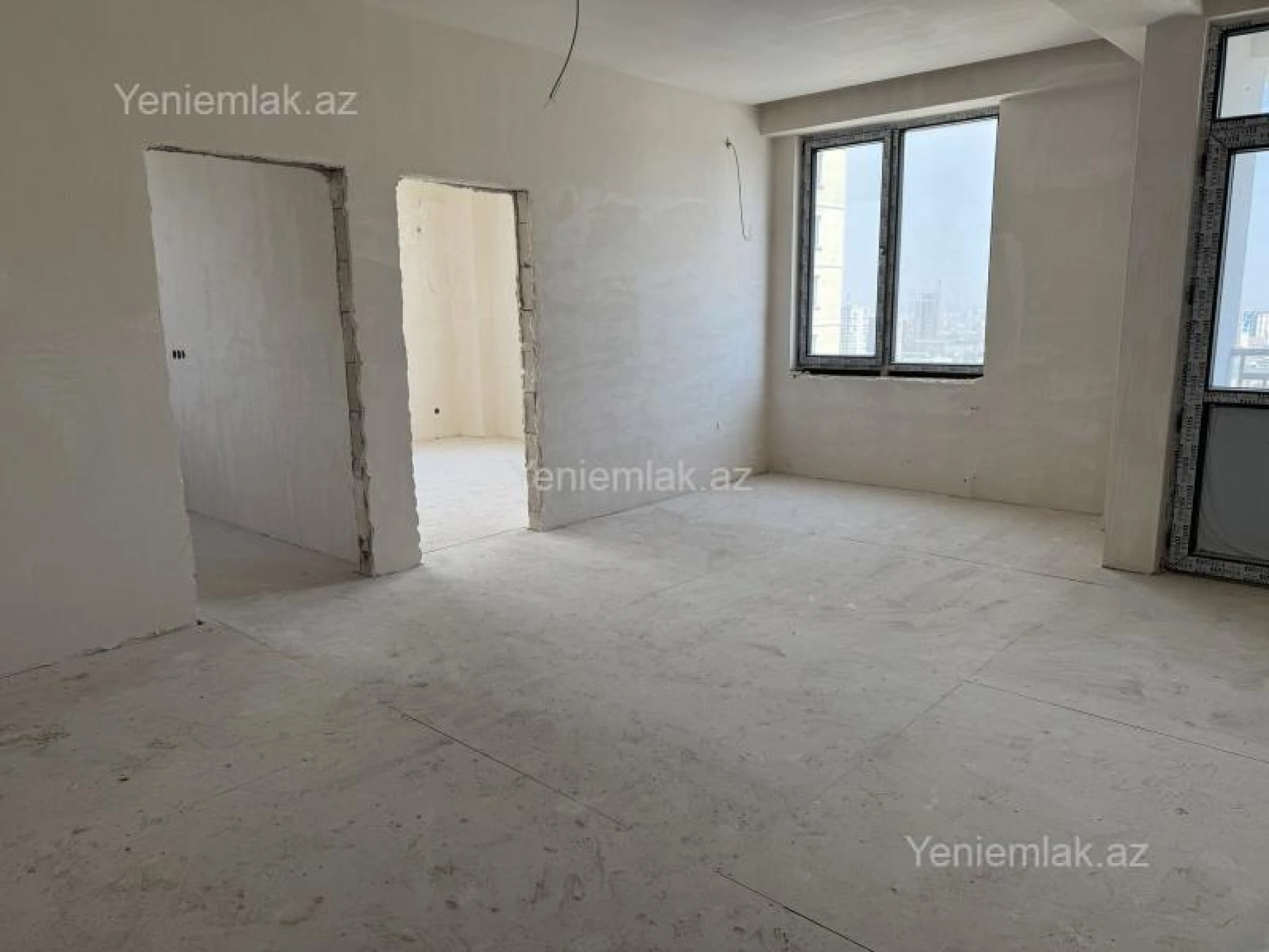 Satılır 3 otaqlı yeni tikili 85 m²