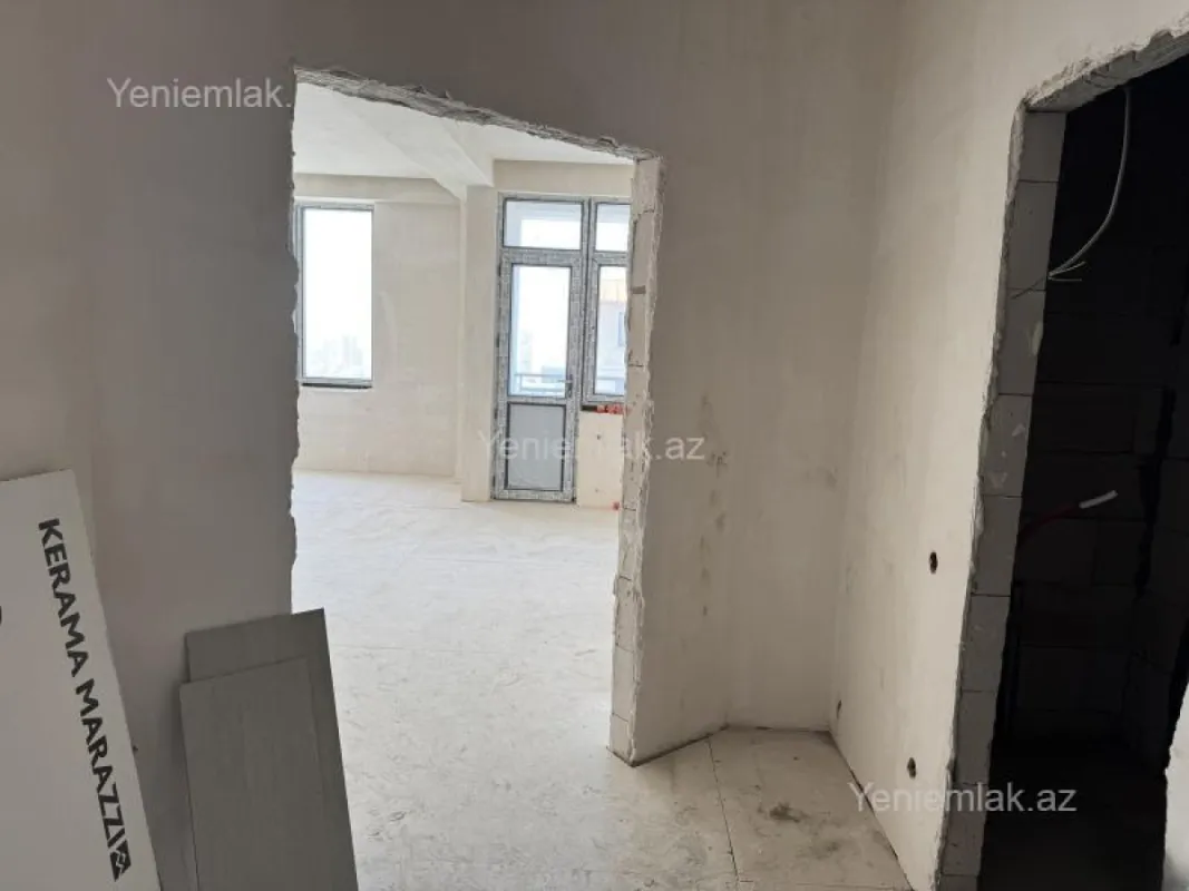 Satılır 3 otaqlı yeni tikili 85 m²