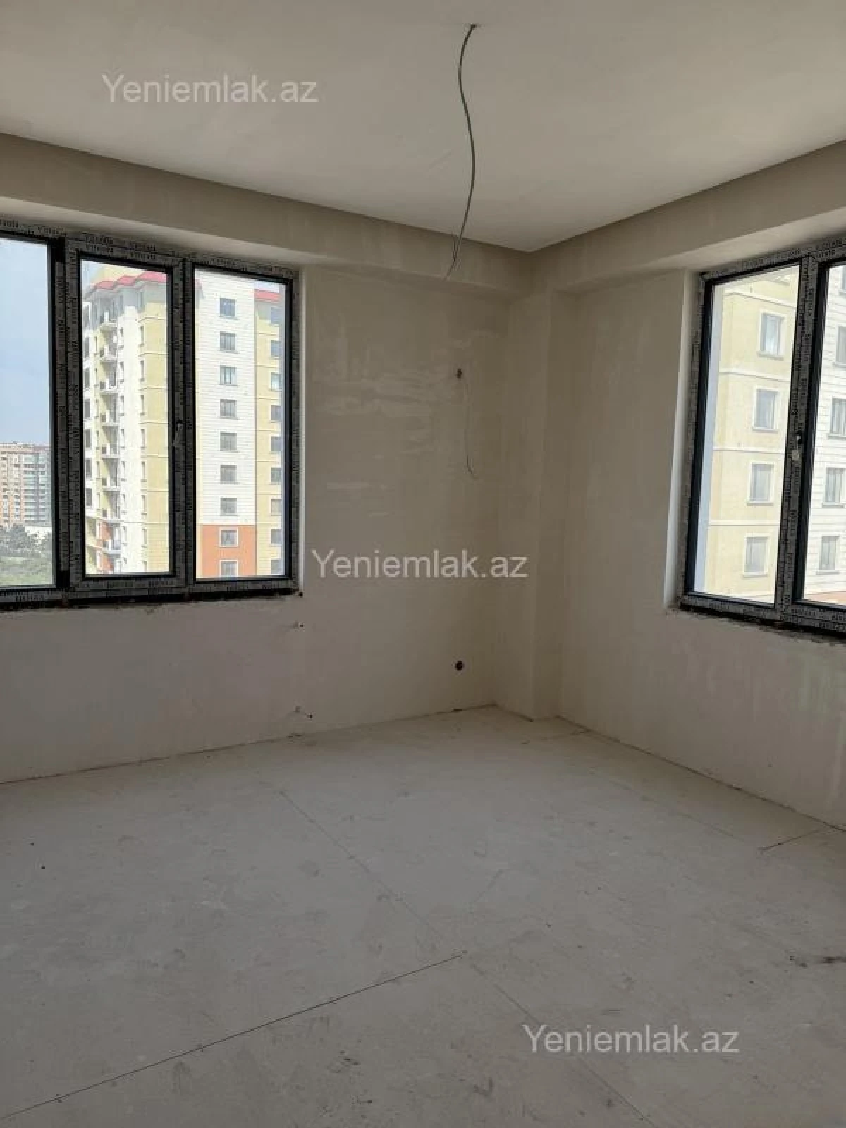 Satılır 3 otaqlı yeni tikili 85 m²