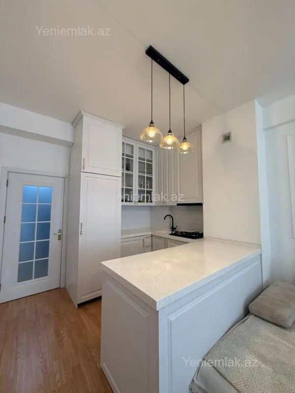 Satılır 3 otaqlı yeni tikili 81 m²