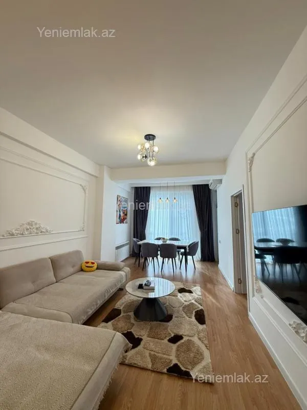 Satılır 3 otaqlı yeni tikili 81 m²