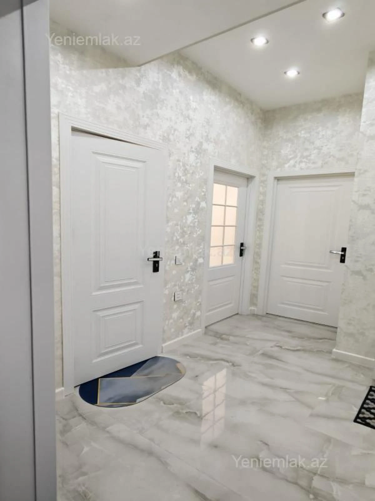 Satılır 2 otaqlı yeni tikili 60 m²