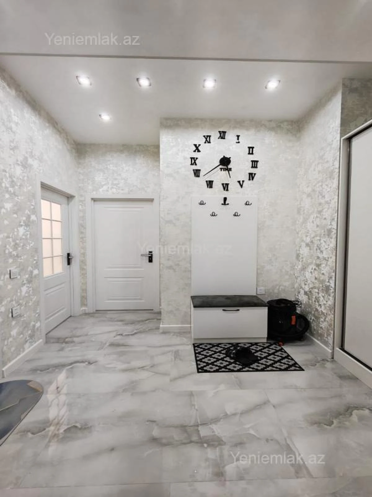 Satılır 2 otaqlı yeni tikili 60 m²