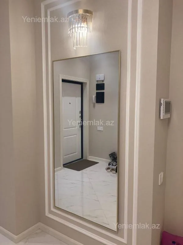 Satılır 3 otaqlı yeni tikili 100 m²