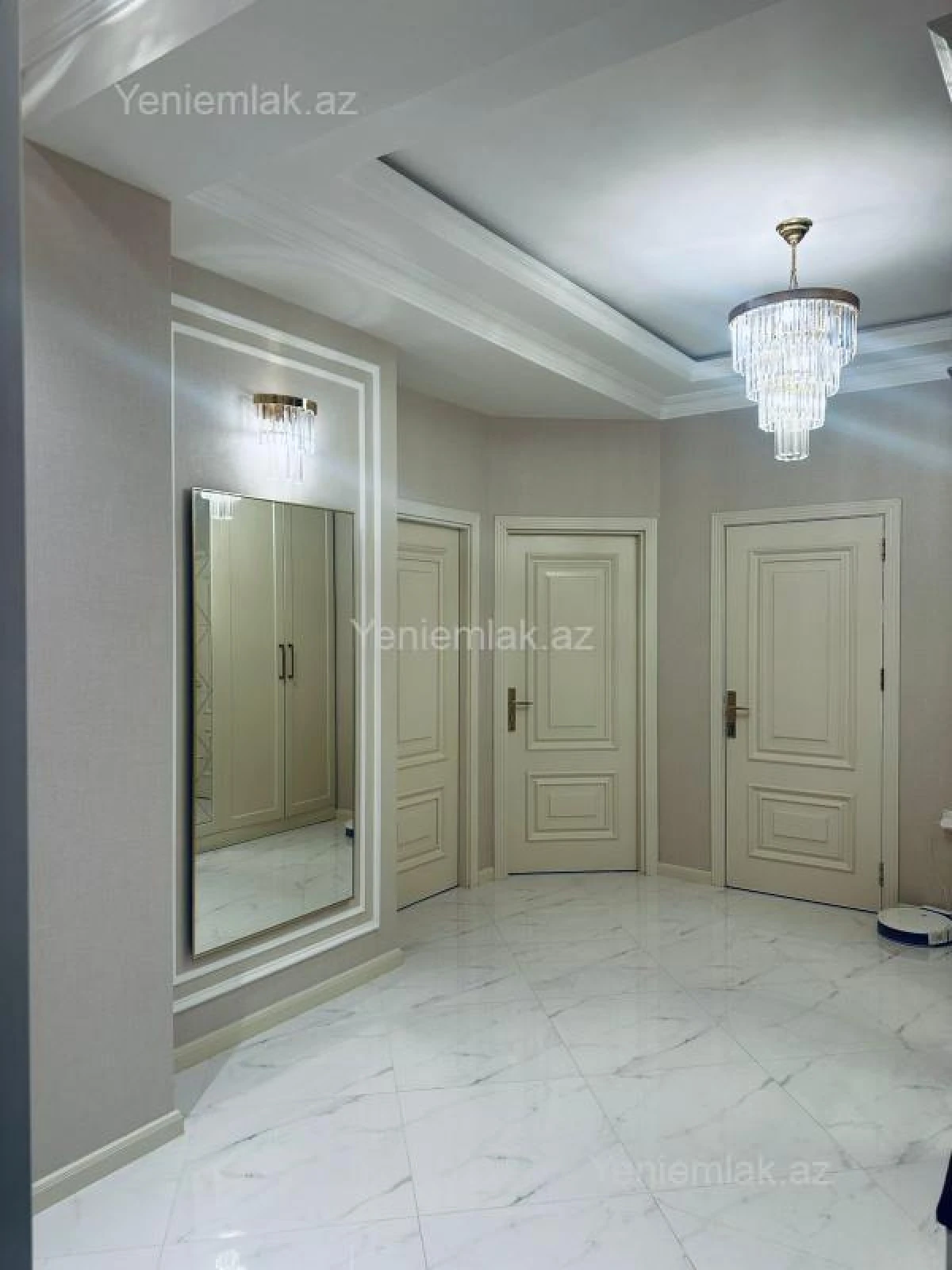 Satılır 3 otaqlı yeni tikili 100 m²