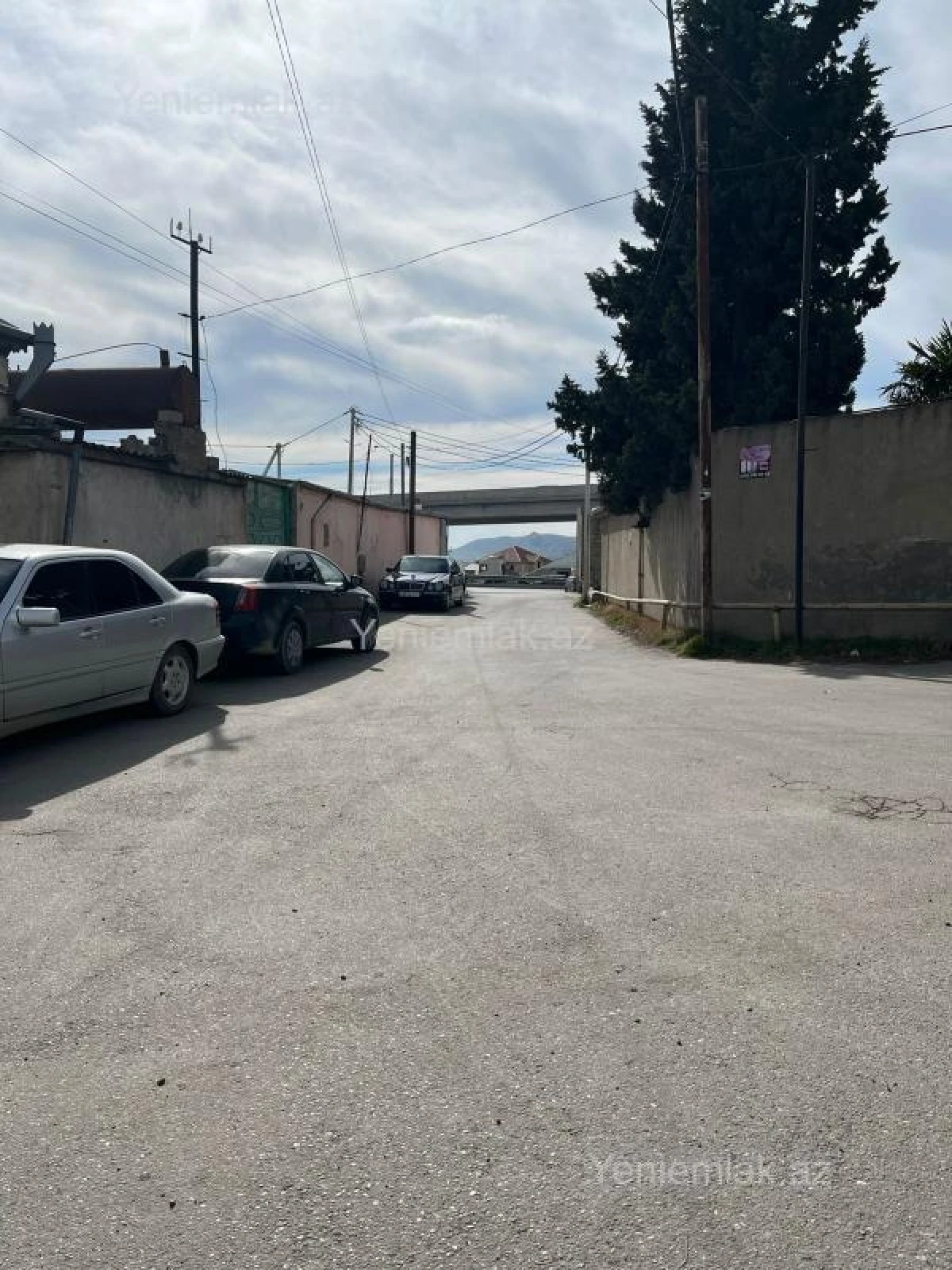 Satılır 5 otaqlı həyət evi 220 m²