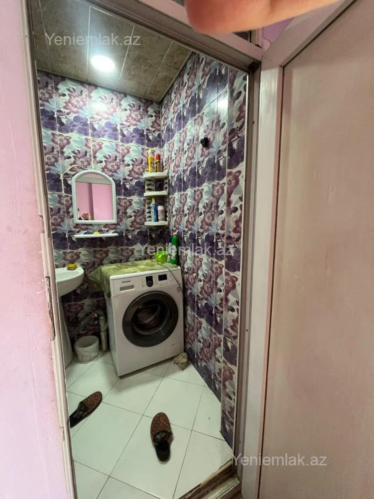 Satılır 5 otaqlı həyət evi 220 m²