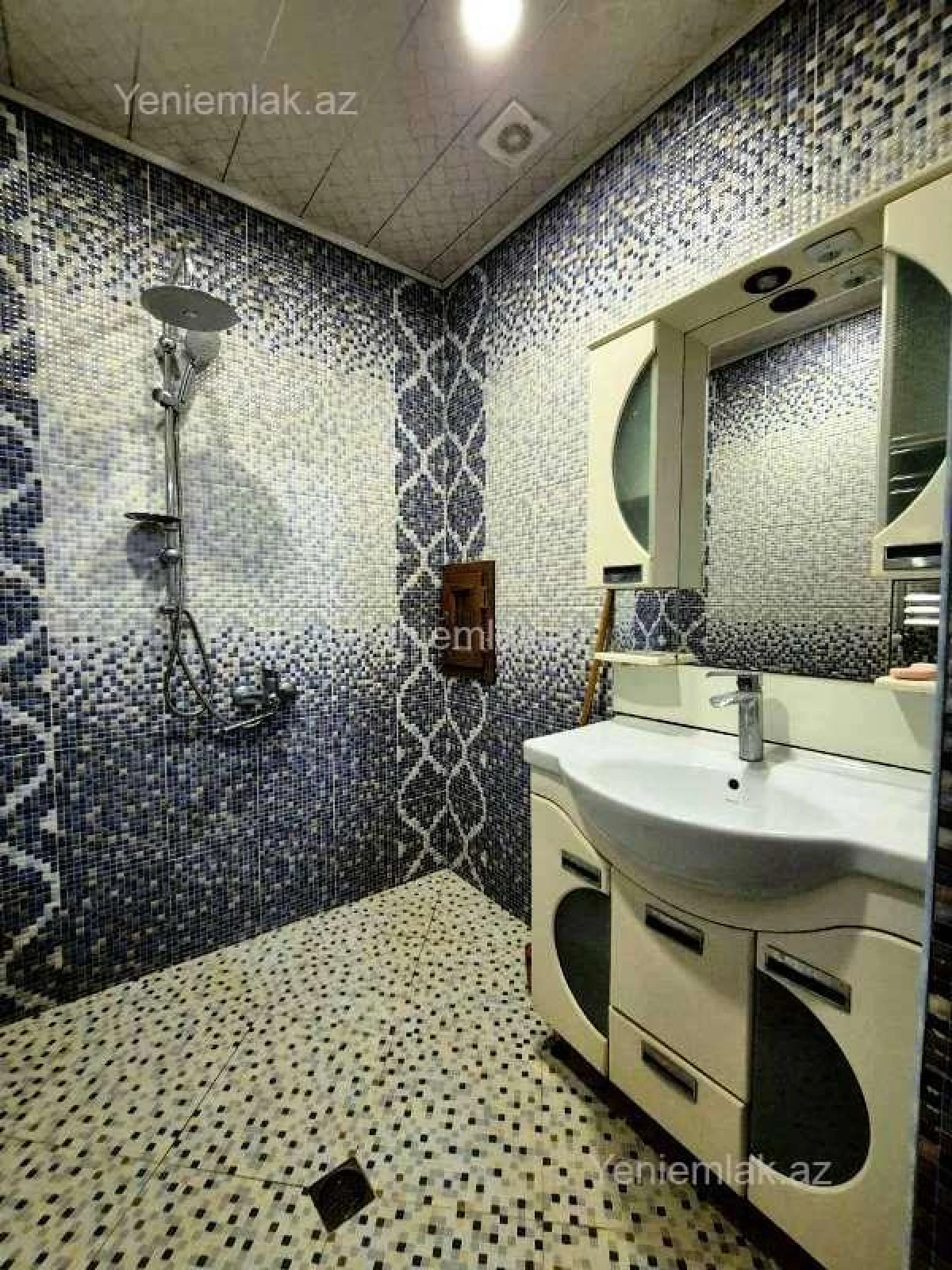 Satılır 2 otaqlı yeni tikili 94 m²