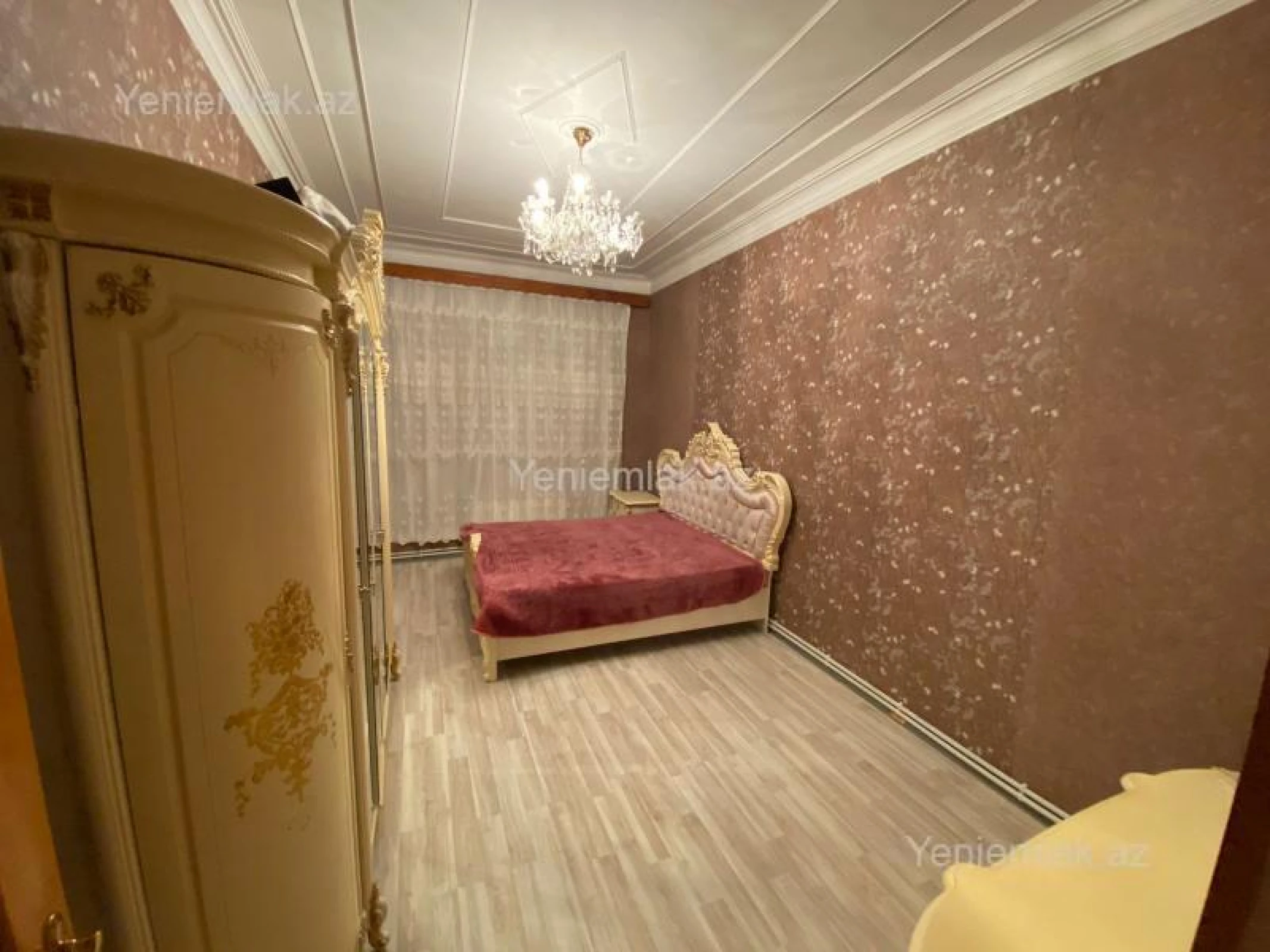 Satılır 3 otaqlı köhnə tikili 85 m²