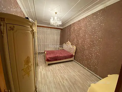 Satılır 3 otaqlı köhnə tikili 85 m²