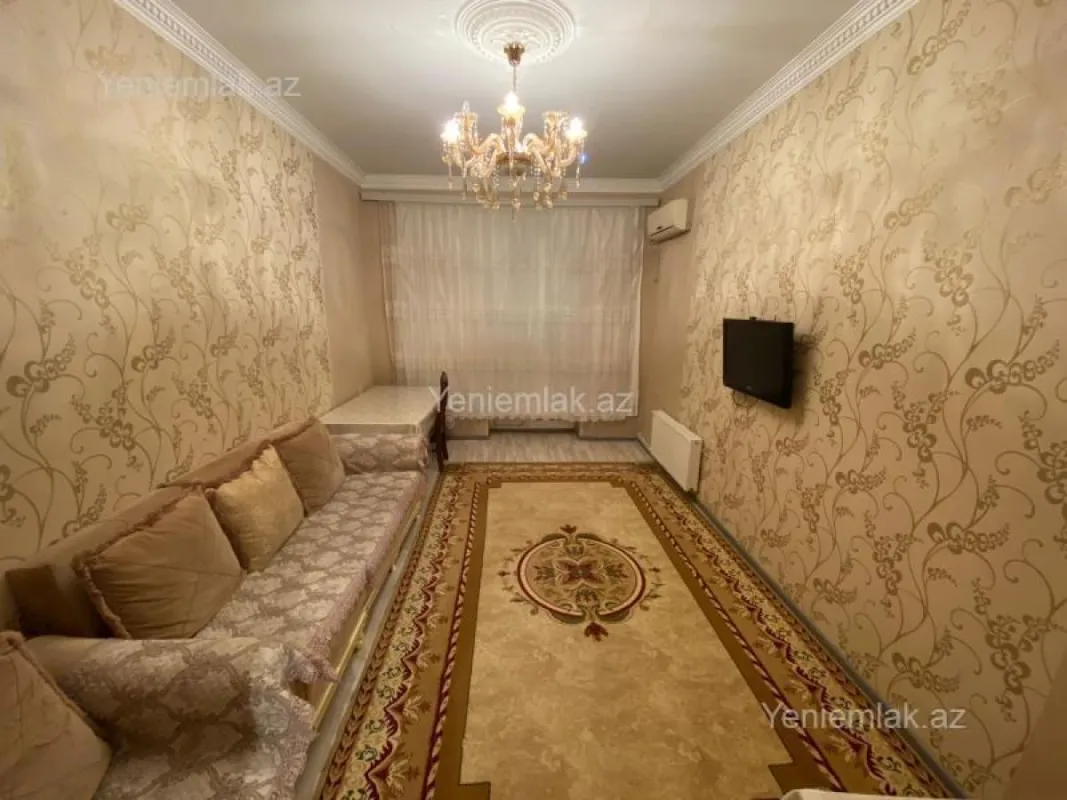 Satılır 3 otaqlı köhnə tikili 85 m²