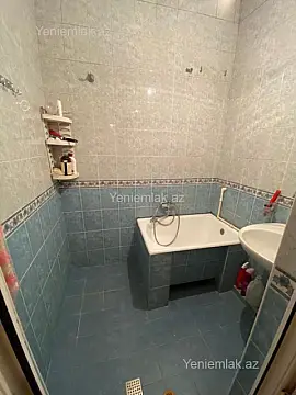 Satılır 3 otaqlı köhnə tikili 85 m²
