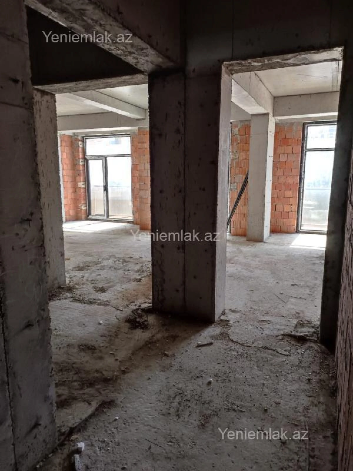 Satılır 3 otaqlı yeni tikili 107 m²