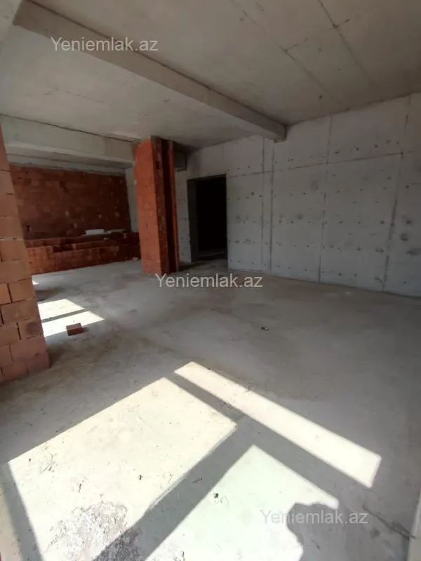 Satılır 3 otaqlı yeni tikili 107 m²