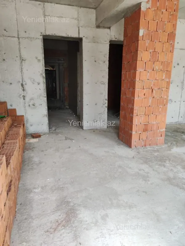 Satılır 3 otaqlı yeni tikili 107 m²