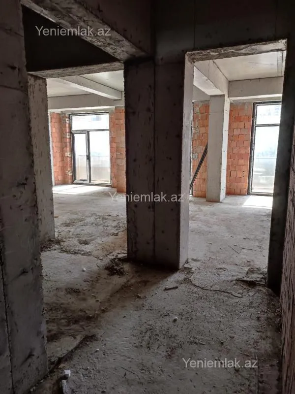 Satılır 3 otaqlı yeni tikili 107 m²
