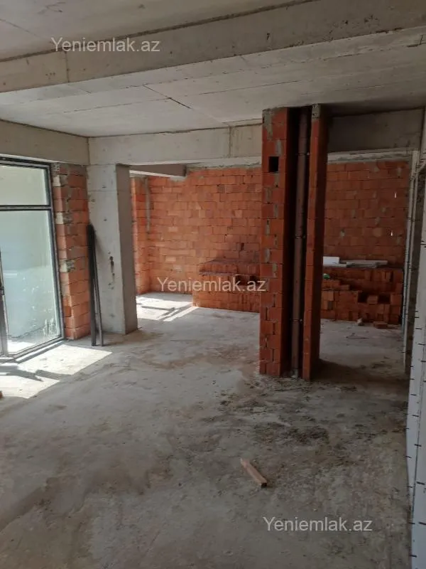Satılır 3 otaqlı yeni tikili 107 m²