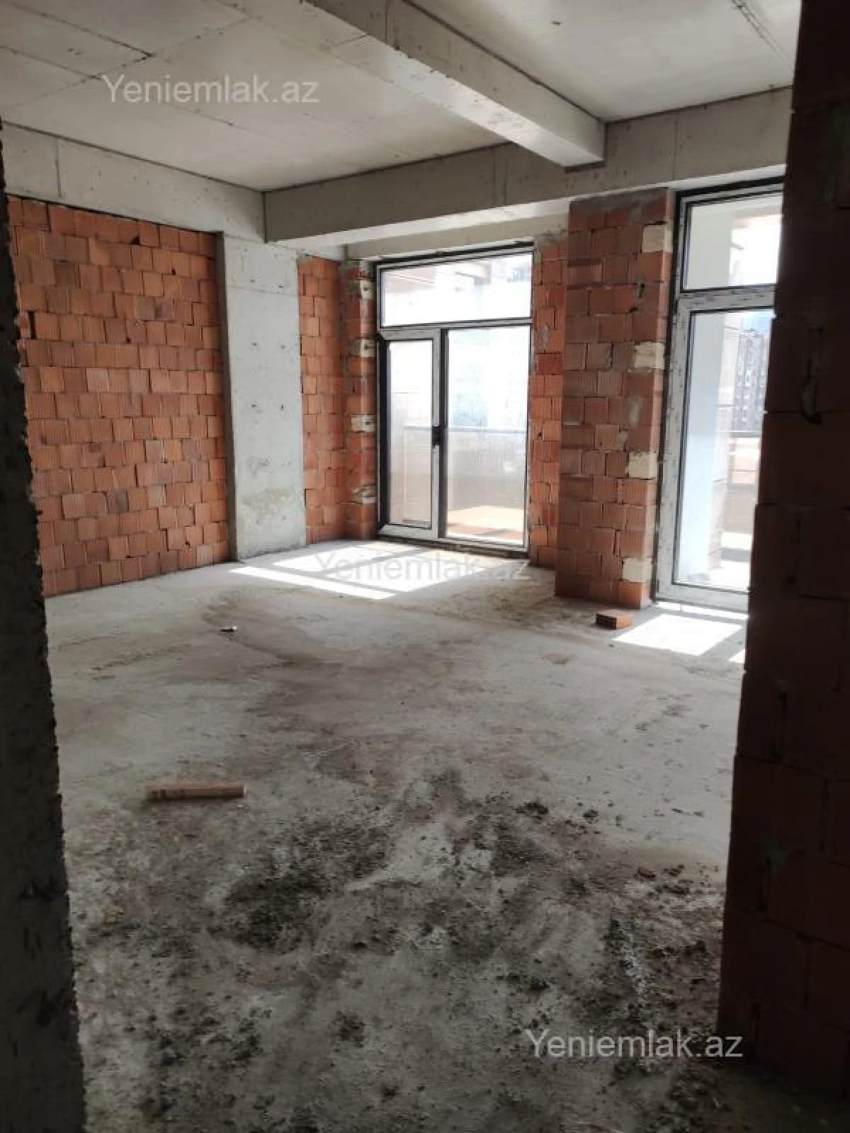 Satılır 3 otaqlı yeni tikili 107 m²