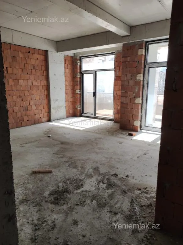 Satılır 3 otaqlı yeni tikili 107 m²