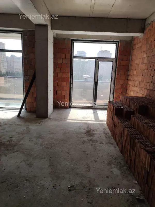 Satılır 3 otaqlı yeni tikili 107 m²