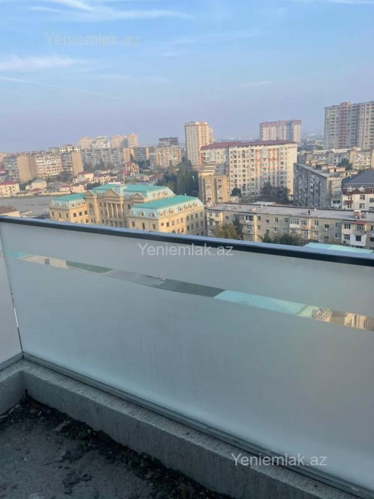 Satılır 3 otaqlı yeni tikili 100 m²