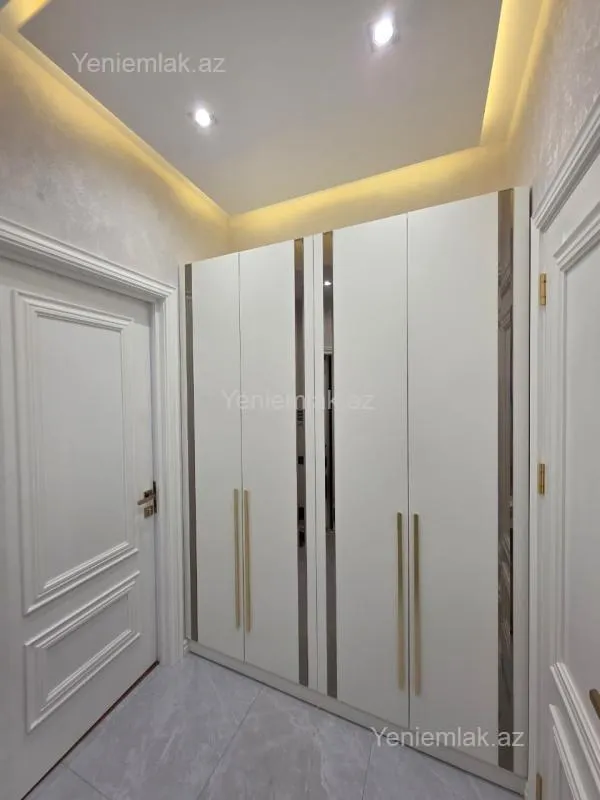 Satılır 2 otaqlı yeni tikili 55 m²
