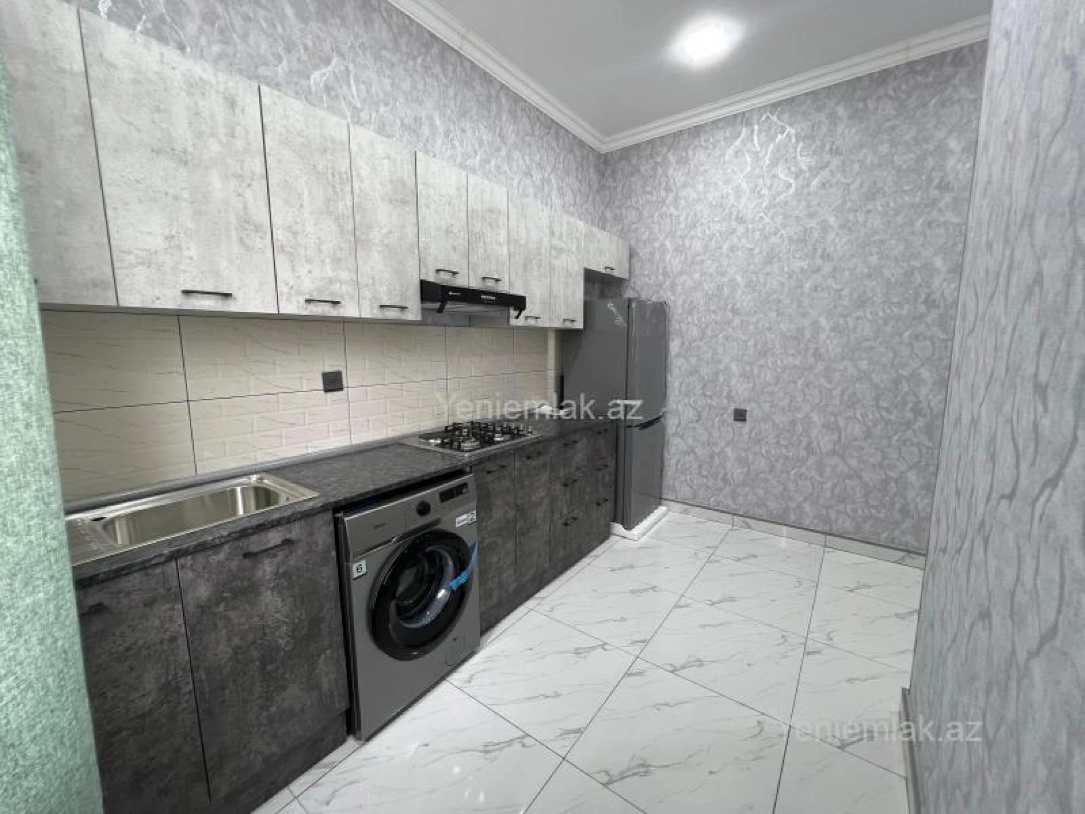 Satılır 6 otaqlı həyət evi 120 m²