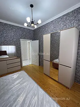 Satılır 6 otaqlı həyət evi 120 m²