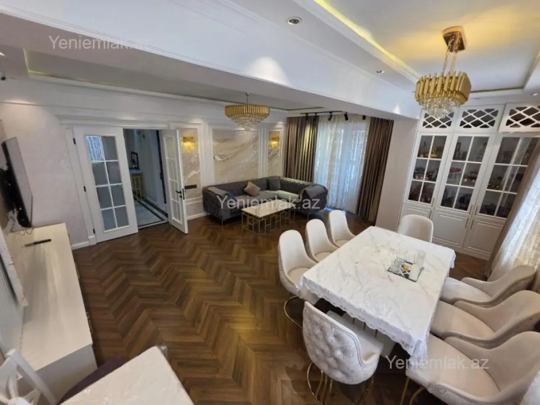 Satılır 2 otaqlı yeni tikili 128 m²
