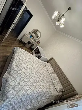 Satılır 3 otaqlı yeni tikili 100 m²