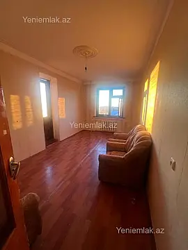 Satılır 5 otaqlı köhnə tikili 103 m²