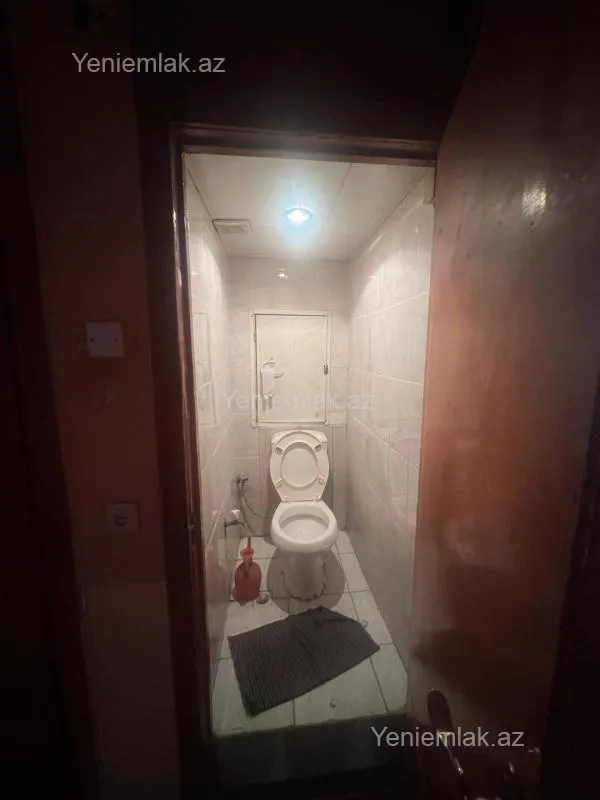 Satılır 5 otaqlı köhnə tikili 103 m²