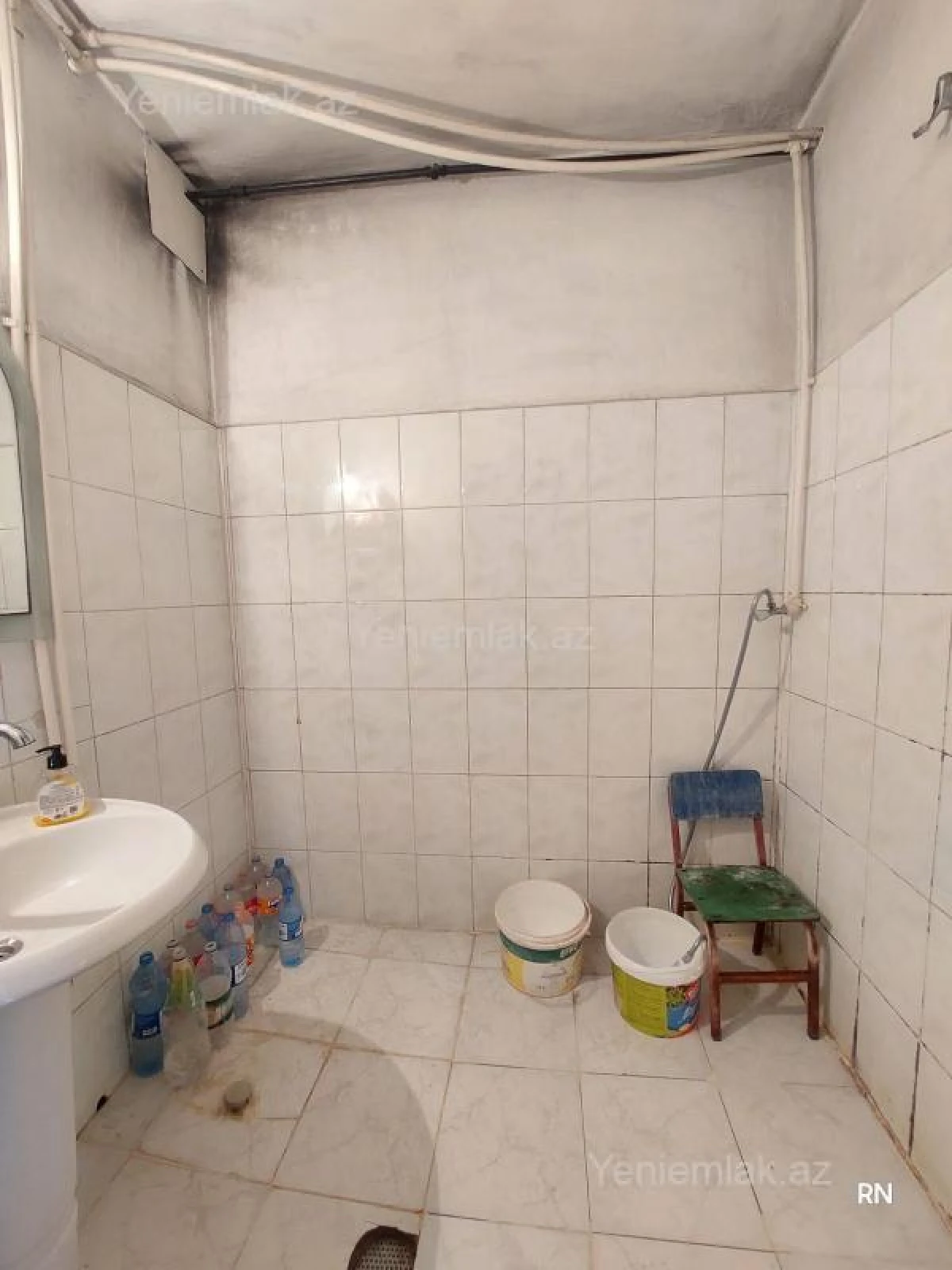 Satılır 4 otaqlı köhnə tikili 90 m²
