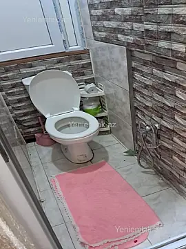 Satılır 3 otaqlı köhnə tikili 70 m²