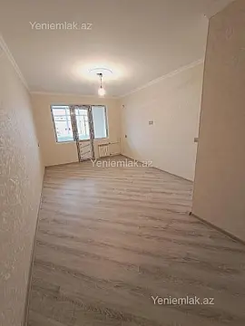 Satılır 1 otaqlı köhnə tikili 36 m²