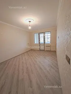 Satılır 1 otaqlı köhnə tikili 36 m²