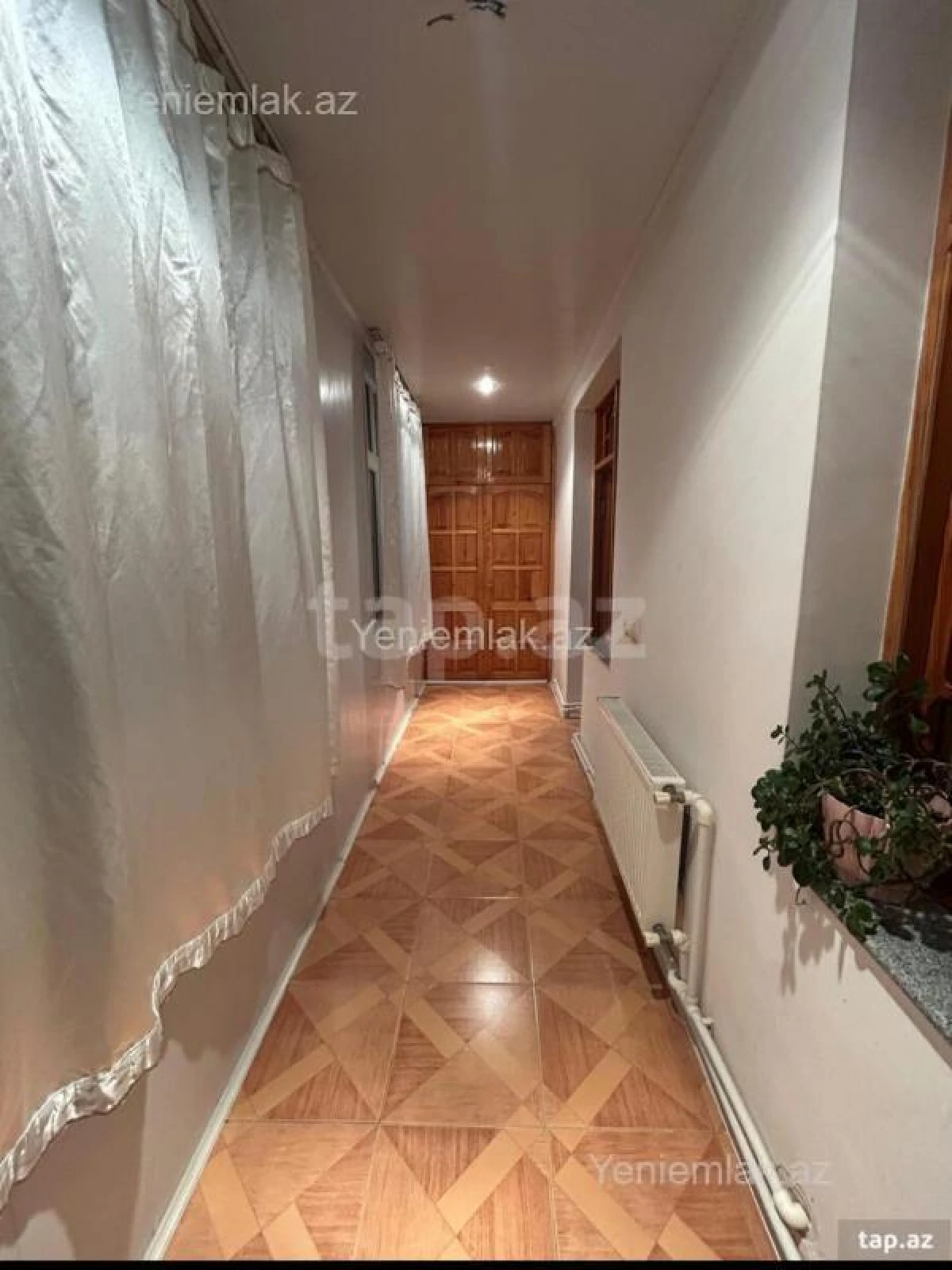 Satılır 2 otaqlı köhnə tikili 54 m²
