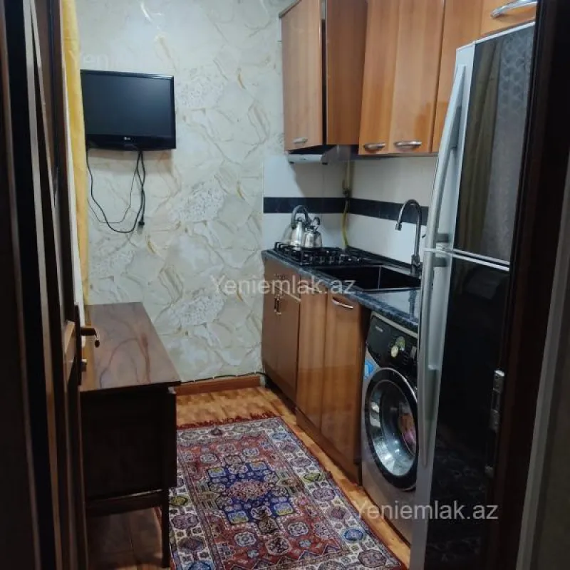 Satılır 2 otaqlı köhnə tikili 54 m²