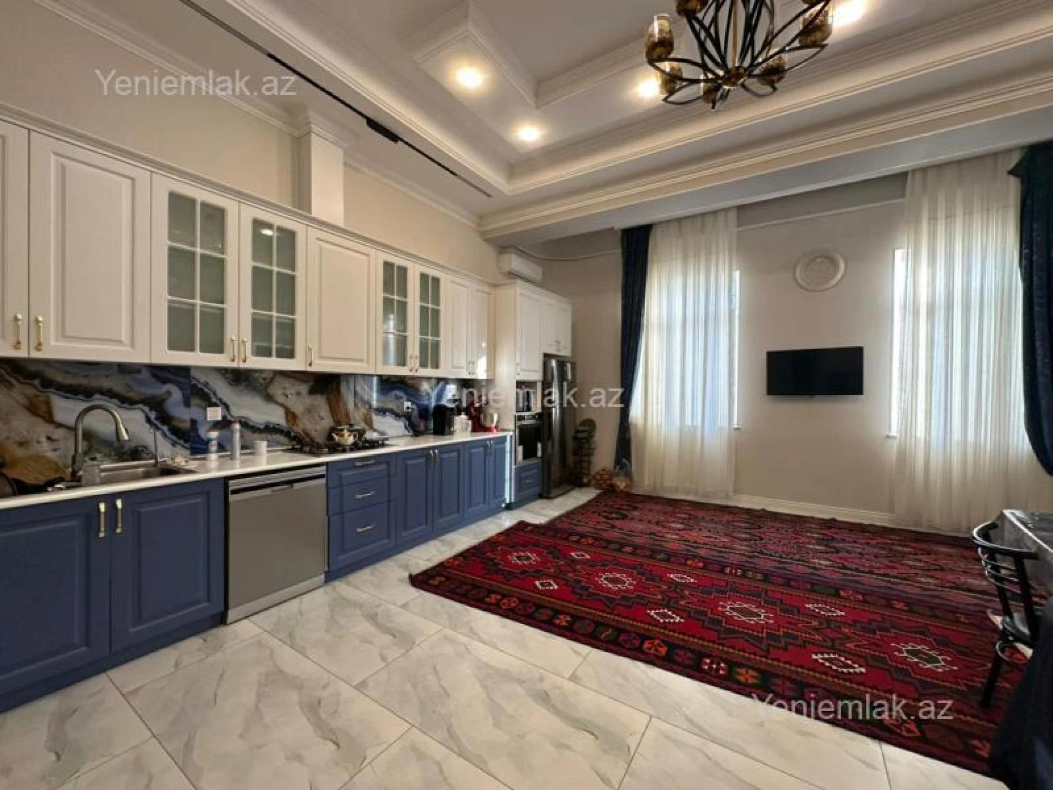 Satılır 4 otaqlı yeni tikili 230 m²